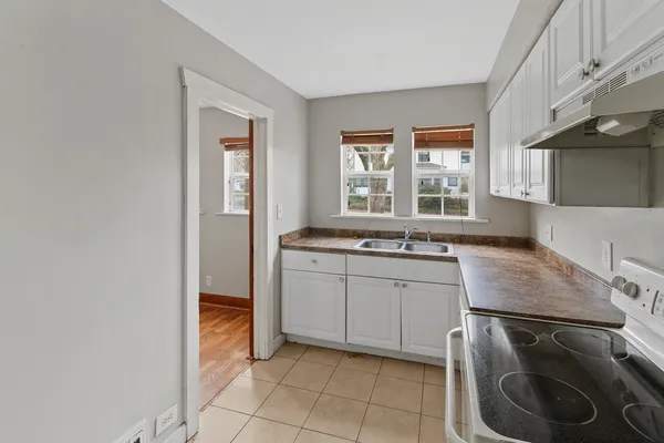 $189,900 | 107 South Draper Avenue, Champaign, IL 61821