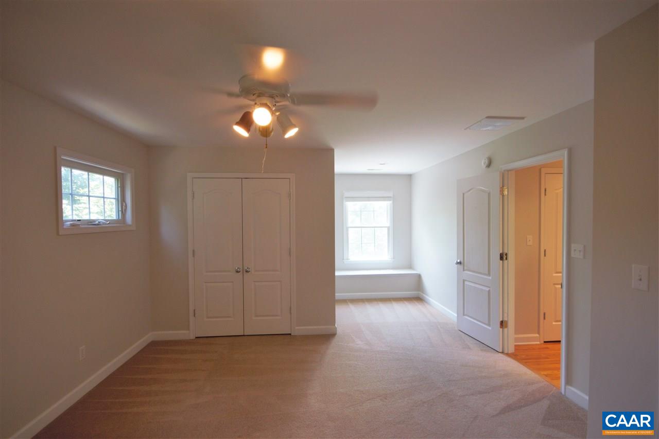 28 Zephyr Road Palmyra, VA 22963 - Photo 11 of 20 an empty room with windows and closet