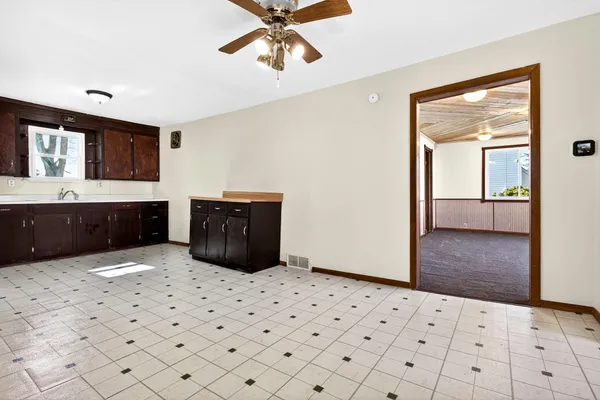 $189,900 | 314 Eagle Street, Seymour, WI 54165