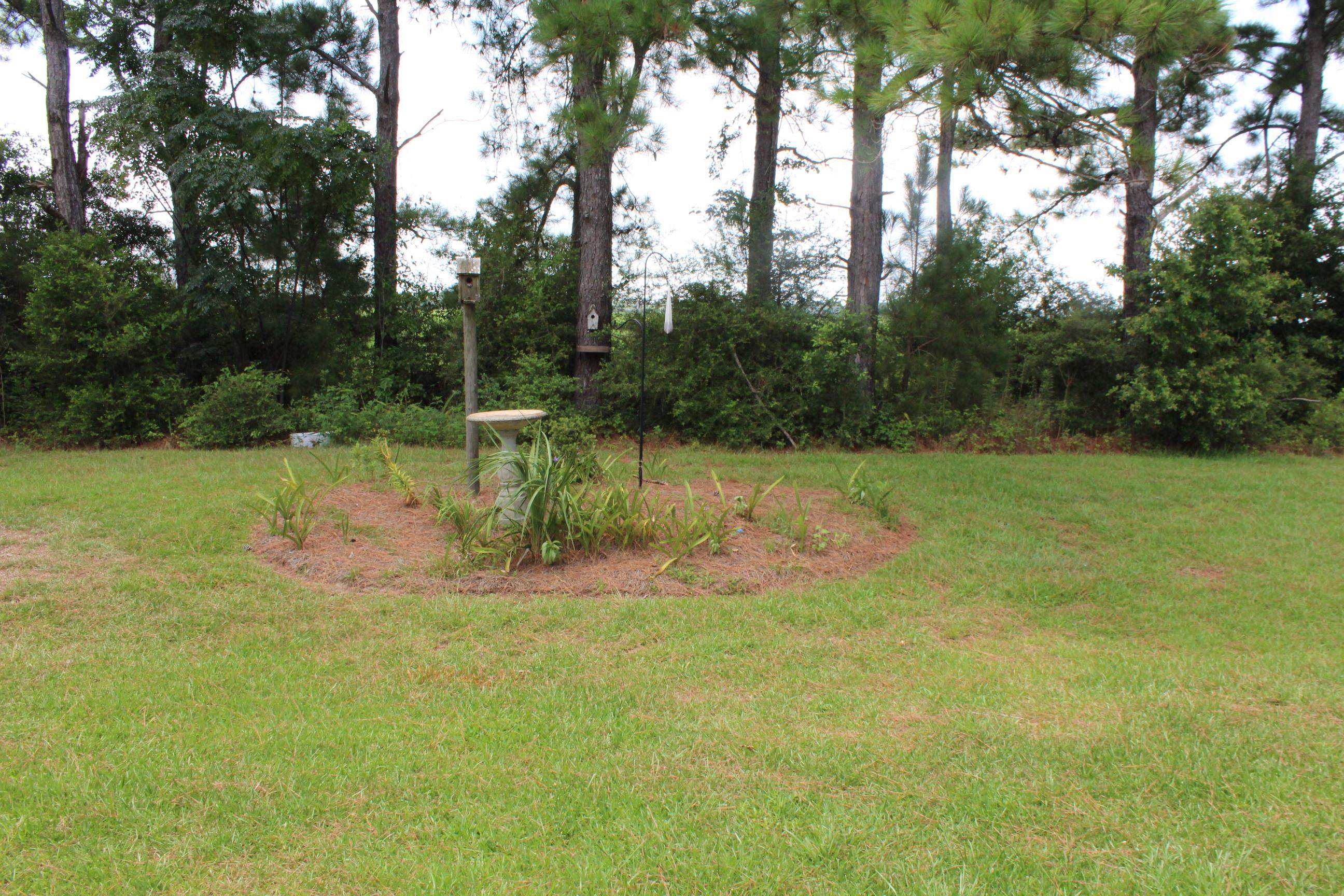 9607 Villas Drive Foley, AL 36535 - Photo 13 of 14 Backyard