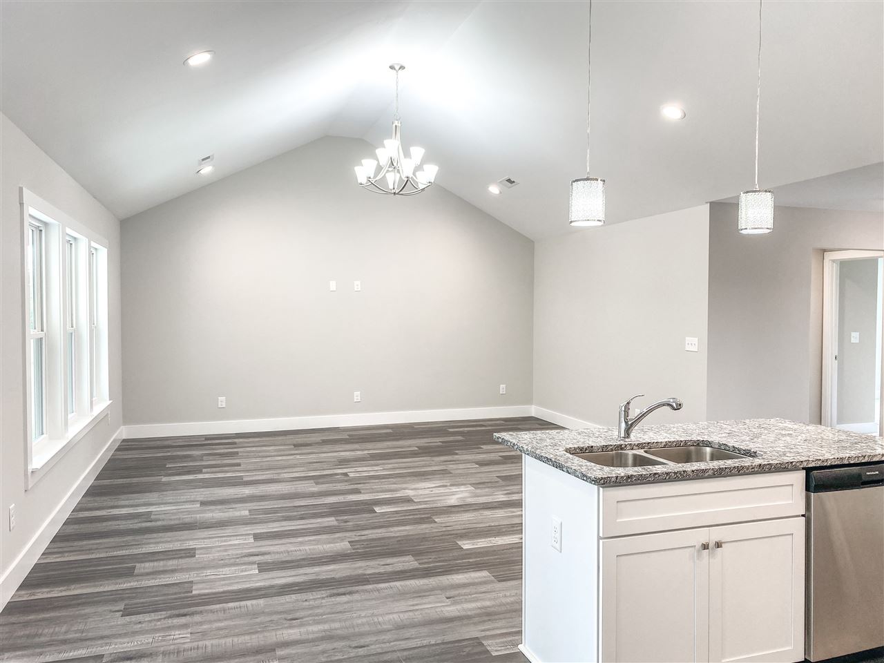 145 Galloway Road Wellford, SC 29385 - Photo 5 of 17 Gallery Image 5