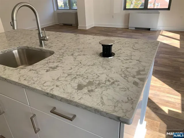 $3,500 | 301 Beech Street, Unit OF7, Hackensack, NJ 07601