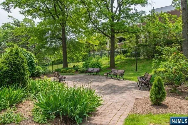 $3,500 | 301 Beech Street, Unit OF7, Hackensack, NJ 07601