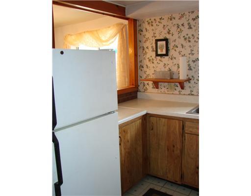223 Roberts Road Plum, PA 15239 - Photo 8 of 17 Kitchen.