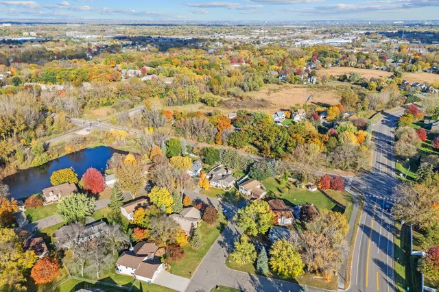 $445,000 | 11100 52nd Avenue North, Plymouth, MN 55442