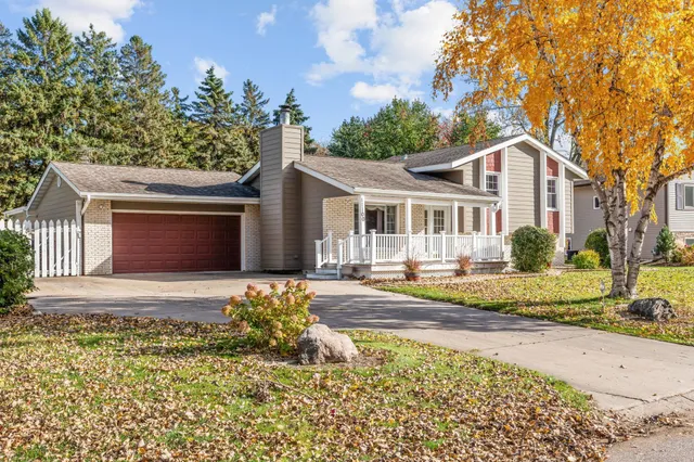 $445,000 | 11100 52nd Avenue North, Plymouth, MN 55442