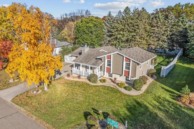 $445,000 | 11100 52nd Avenue North, Plymouth, MN 55442