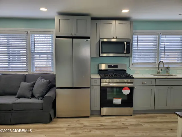 $1,500 | 115 Dupont Avenue, Unit A, Seaside Heights, NJ 08751