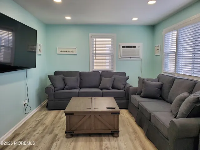 $1,500 | 115 Dupont Avenue, Unit A, Seaside Heights, NJ 08751