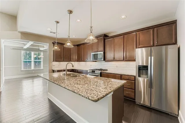 $600,000 | 313 Derrymore Drive, Woodstock, GA 30188