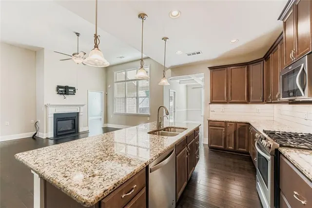 $600,000 | 313 Derrymore Drive, Woodstock, GA 30188