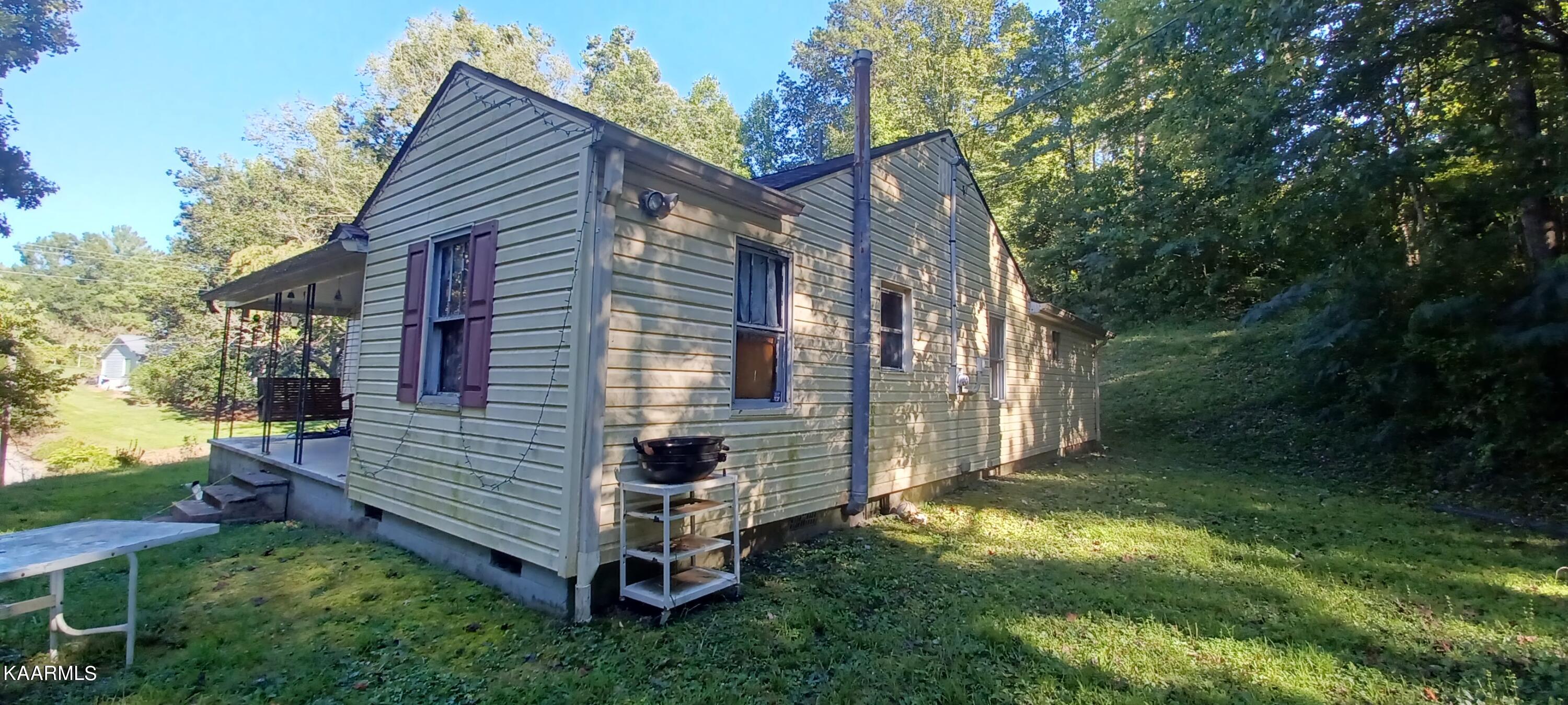 733 Daugherty Road Oliver Springs, TN 37840 - Photo 6 of 6 20220908_170246