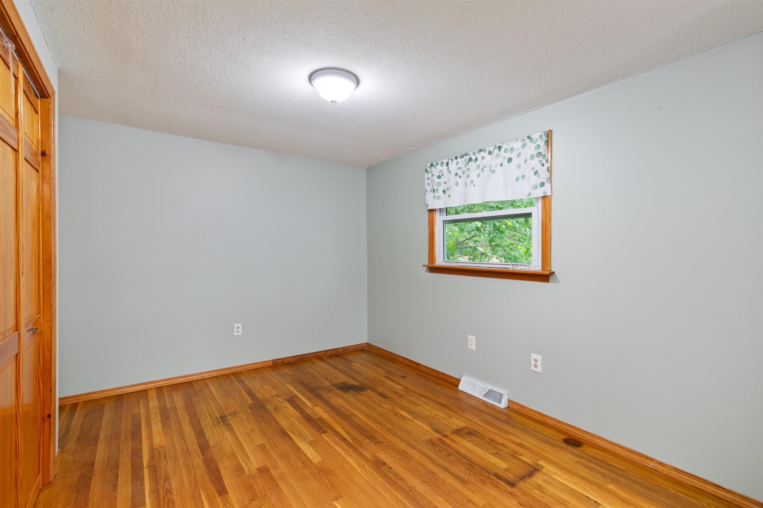 3 Custom Street Nashua, NH 03062 - Photo 15 of 47 Gallery Image 15