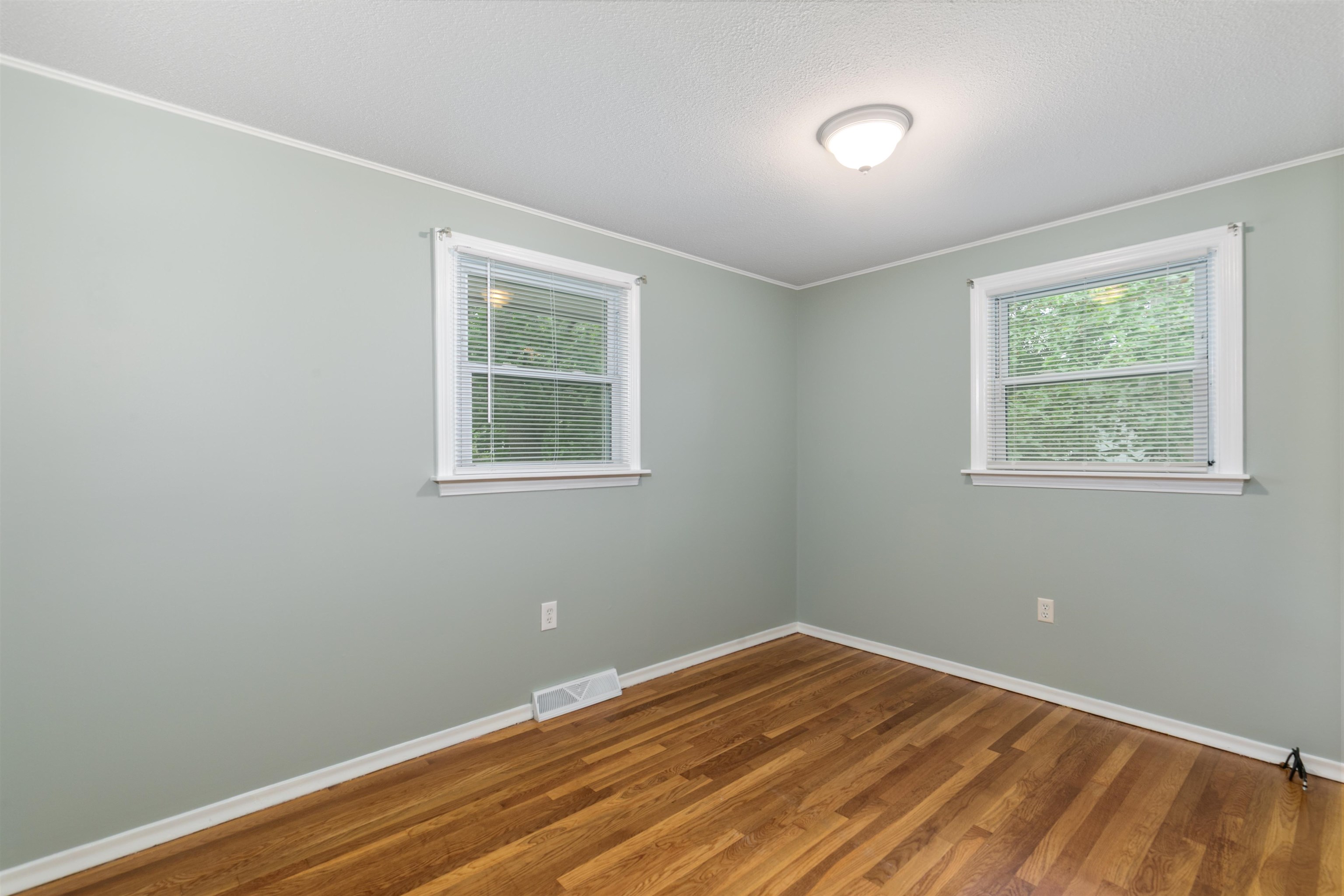 3 Custom Street Nashua, NH 03062 - Photo 22 of 47 Gallery Image 22