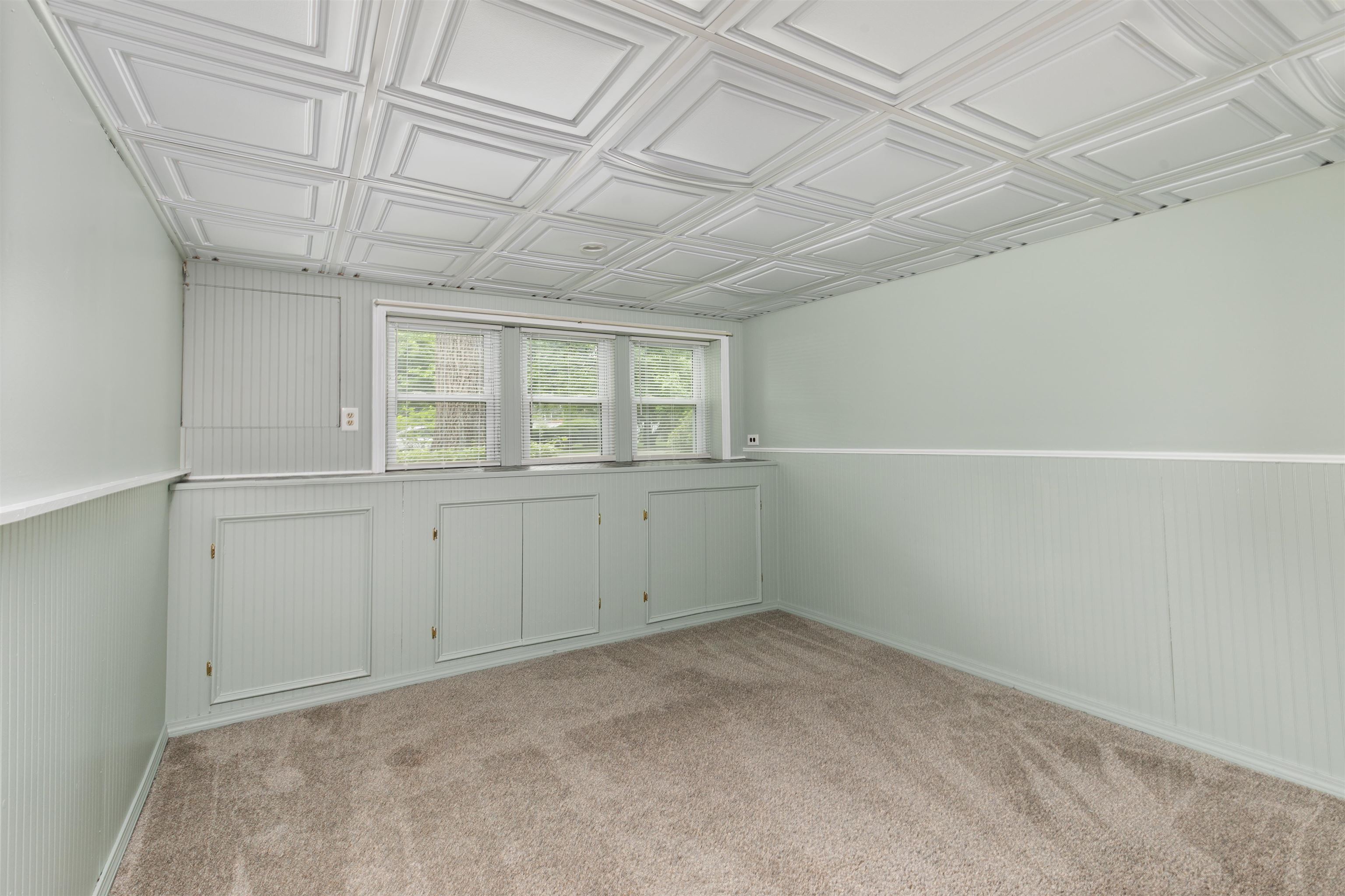 3 Custom Street Nashua, NH 03062 - Photo 25 of 47 Gallery Image 25