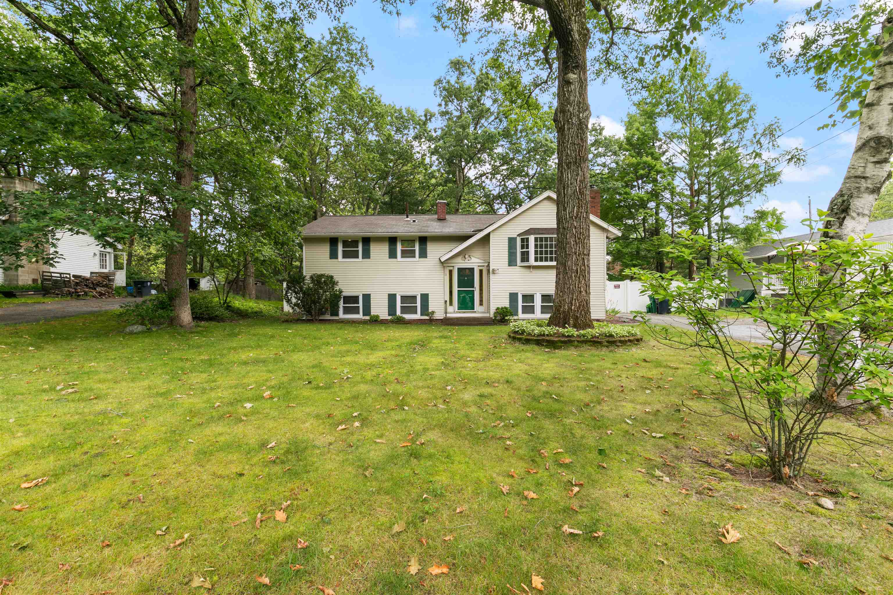 3 Custom Street Nashua, NH 03062 - Photo 3 of 47 Gallery Image 3
