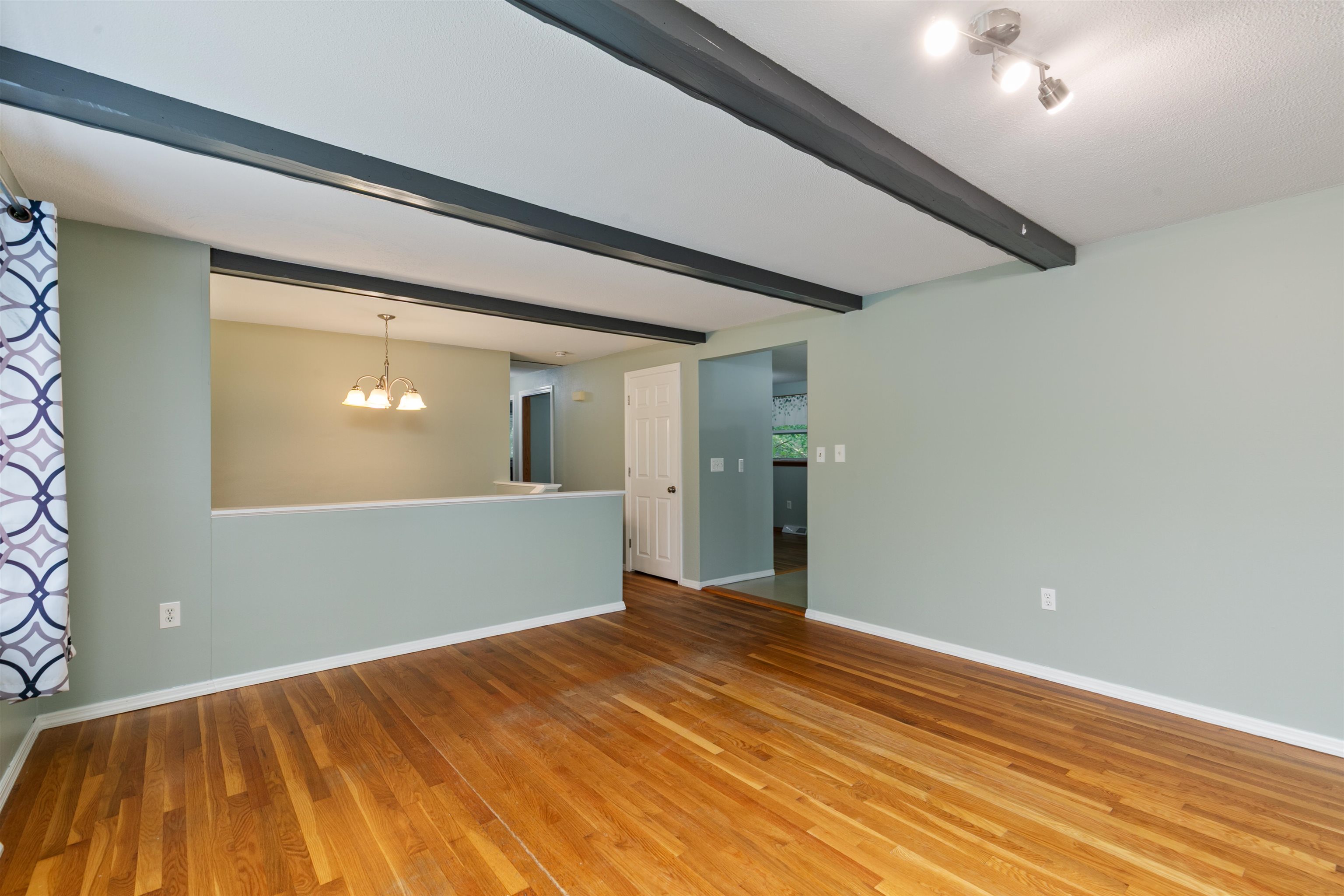 3 Custom Street Nashua, NH 03062 - Photo 8 of 47 Gallery Image 8