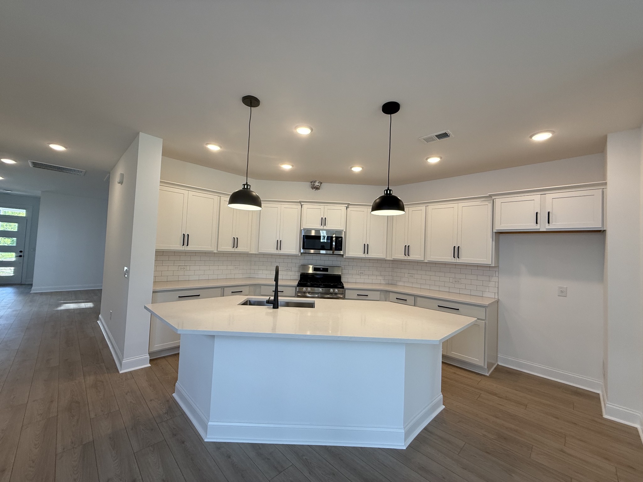 937 Brooklyn Xing Road Gallatin, TN 37066 - Photo 12 of 29