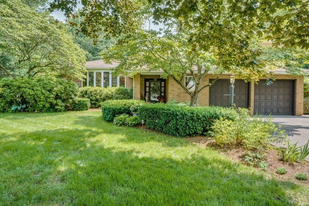 14 Primrose Path Hatfield, MA 01038 - Photo 1 of 41 Gallery Image 1