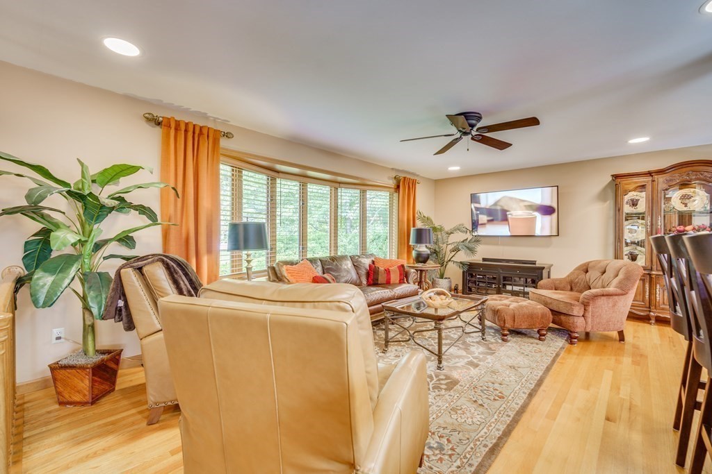 14 Primrose Path Hatfield, MA 01038 - Photo 4 of 41 Gallery Image 4