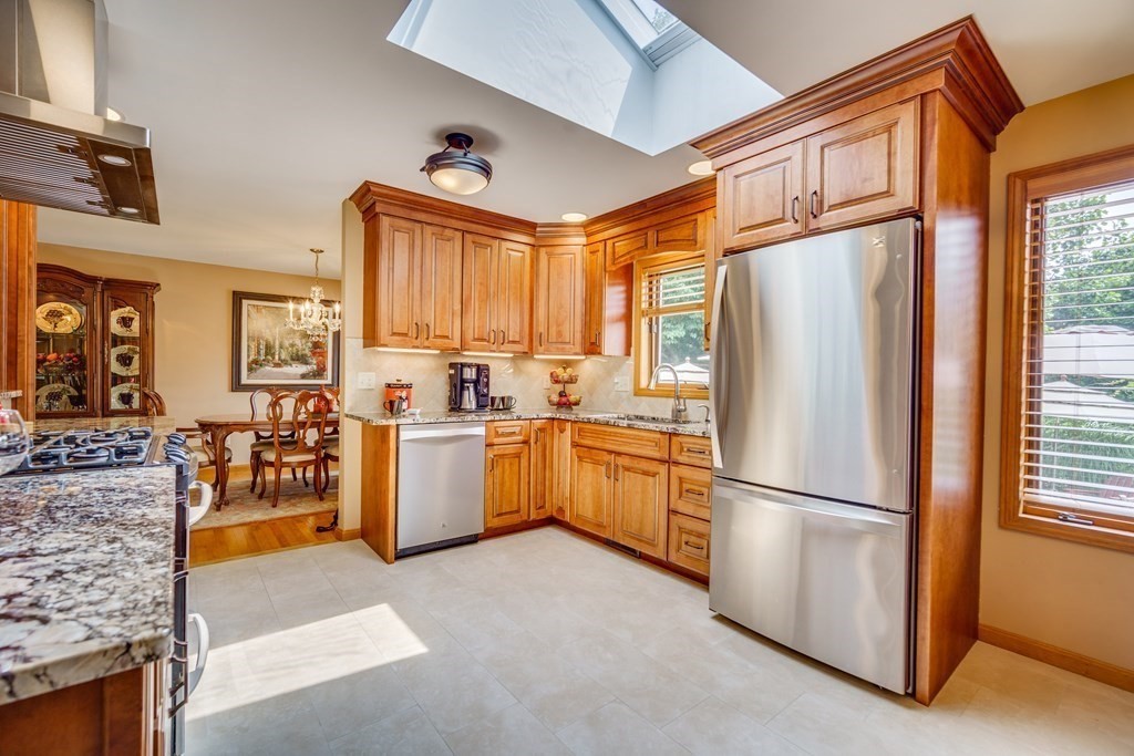 14 Primrose Path Hatfield, MA 01038 - Photo 6 of 41 Gallery Image 6