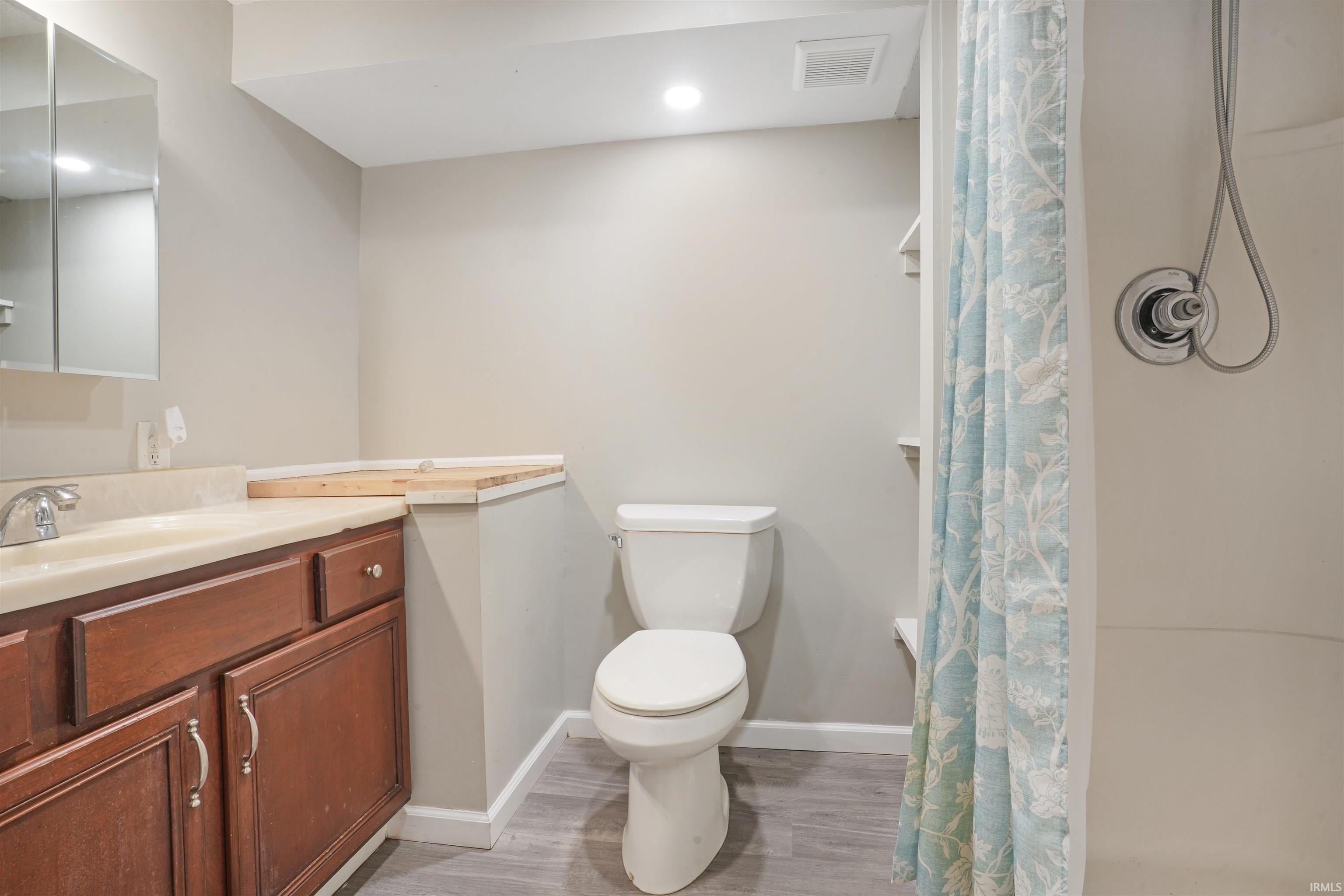 8112 Marx Road Evansville, IN 47720 - Photo 20 of 26 Gallery Image 20