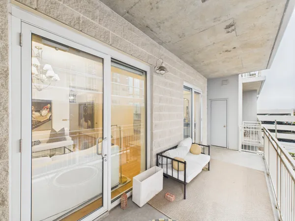 $10,000 | 2520 Robinhood Street, Unit 506, Houston, TX 77005