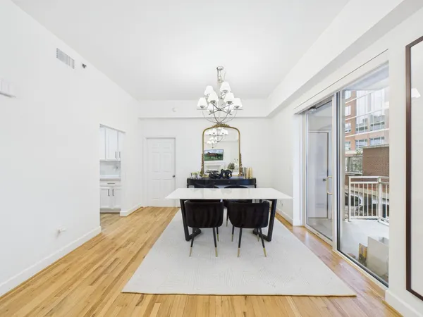 $10,000 | 2520 Robinhood Street, Unit 506, Houston, TX 77005