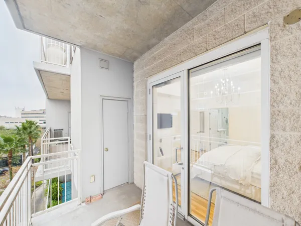 $10,000 | 2520 Robinhood Street, Unit 506, Houston, TX 77005