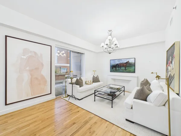 $10,000 | 2520 Robinhood Street, Unit 506, Houston, TX 77005