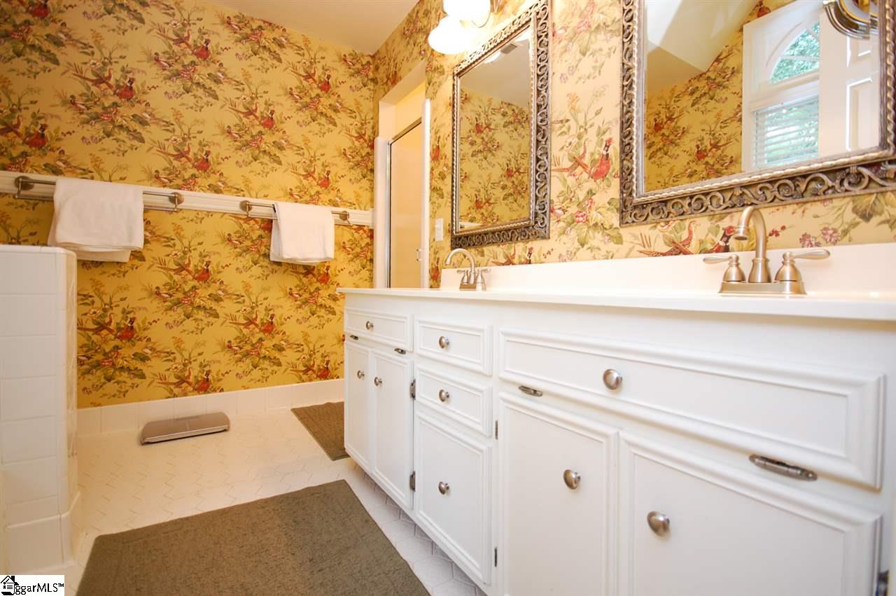 114 West Shallowstone Road Greer, SC 29650 - Photo 23 of 36 Gallery Image 23