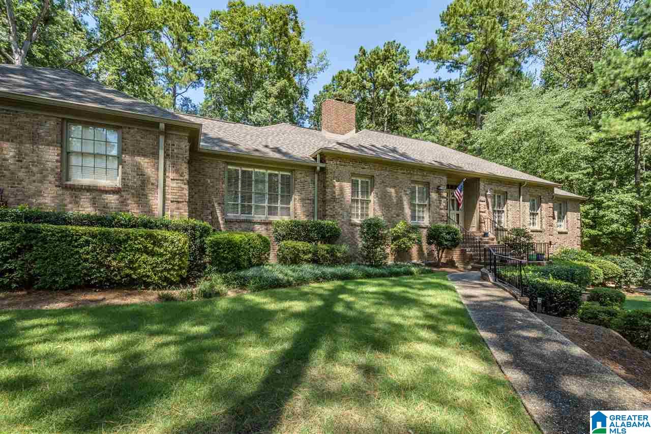 4627 Pine Mountain Road Birmingham, AL 35213 - Photo 2 of 38