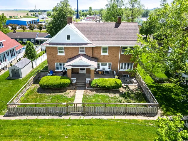 $225,000 | 546 Elmwood Court, El Paso, IL 61738