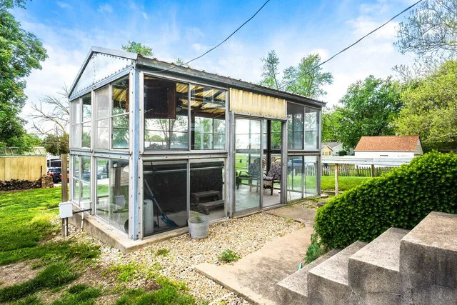 $225,000 | 546 Elmwood Court, El Paso, IL 61738