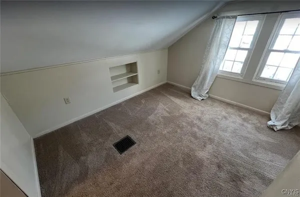 $2,300 | 6 Curtis Avenue, Lysander, NY 13027