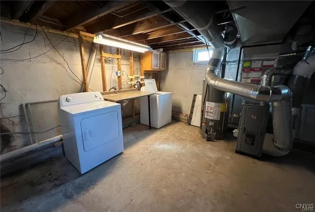 $2,400 | 6 Curtis Avenue, Lysander, NY 13027