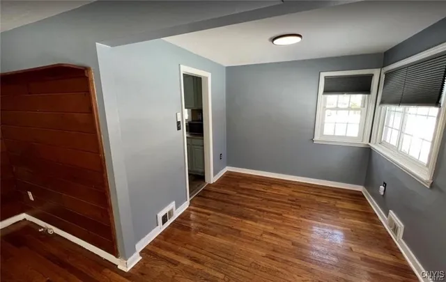 $2,400 | 6 Curtis Avenue, Lysander, NY 13027