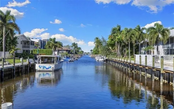 $2,500 | 1686 Blue Point Avenue, Unit B7, Naples, FL 34102