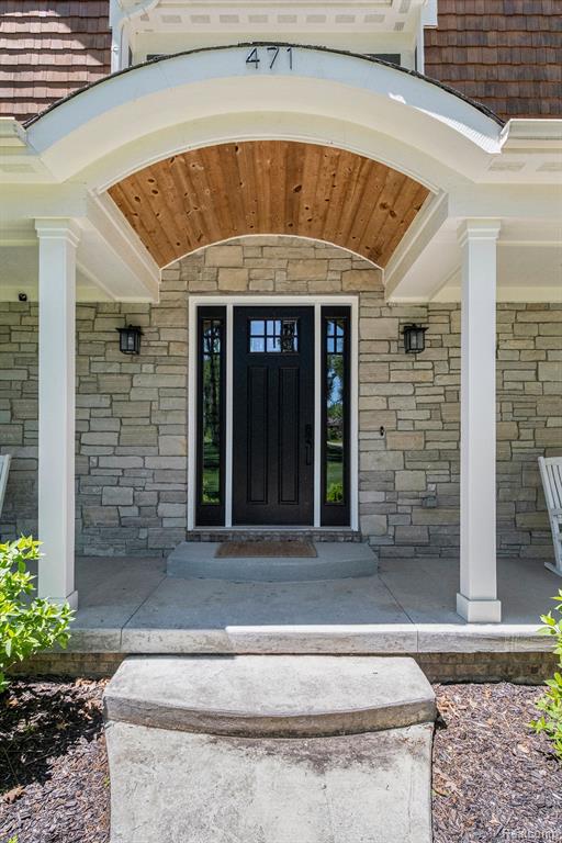 471 Montclair Way Milford, MI 48381 - Photo 5 of 75