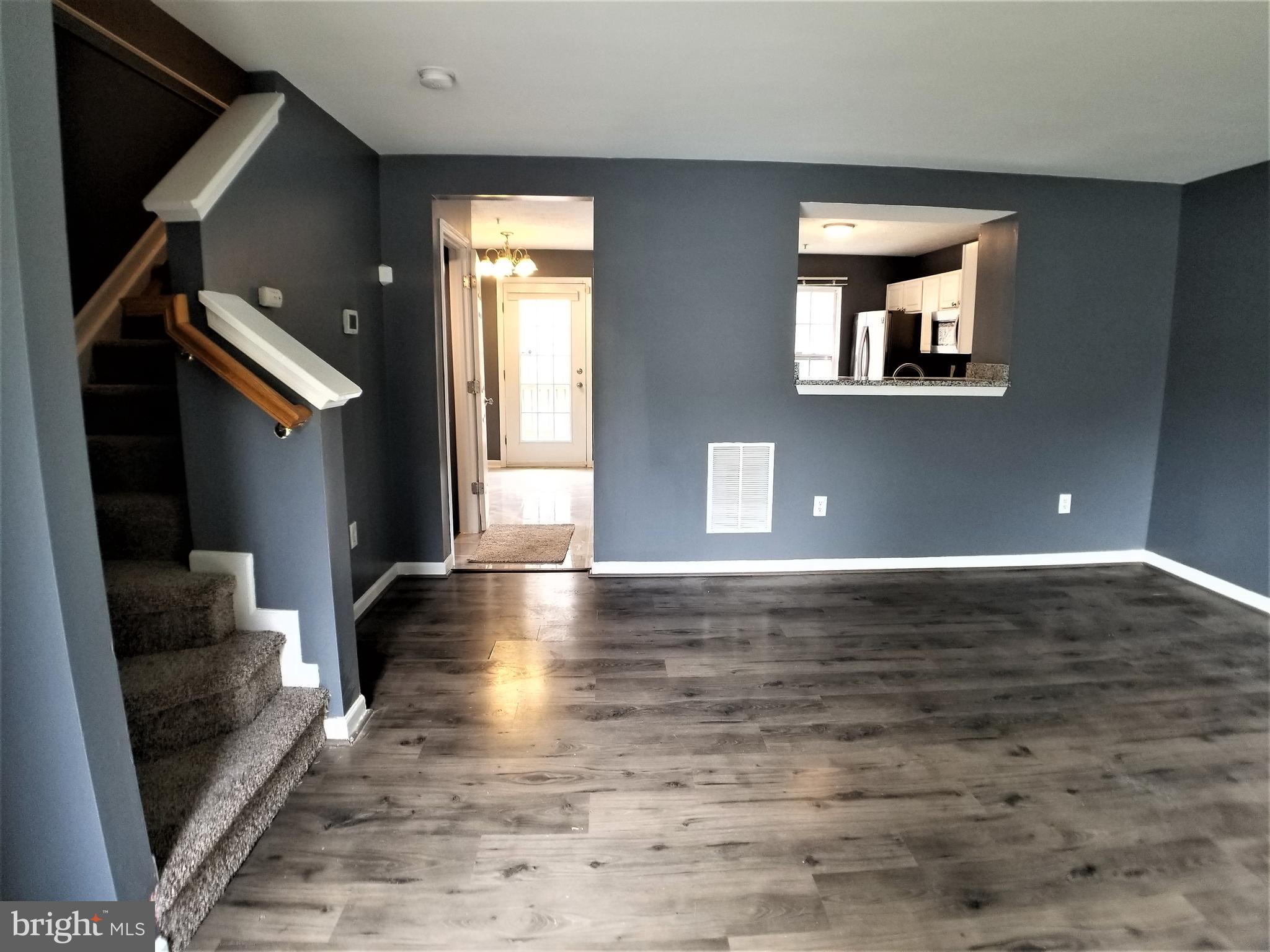 32 Gwynnswood Road Owings Mills, MD 21117 - Photo 2 of 27 Main level entrance to Living Room