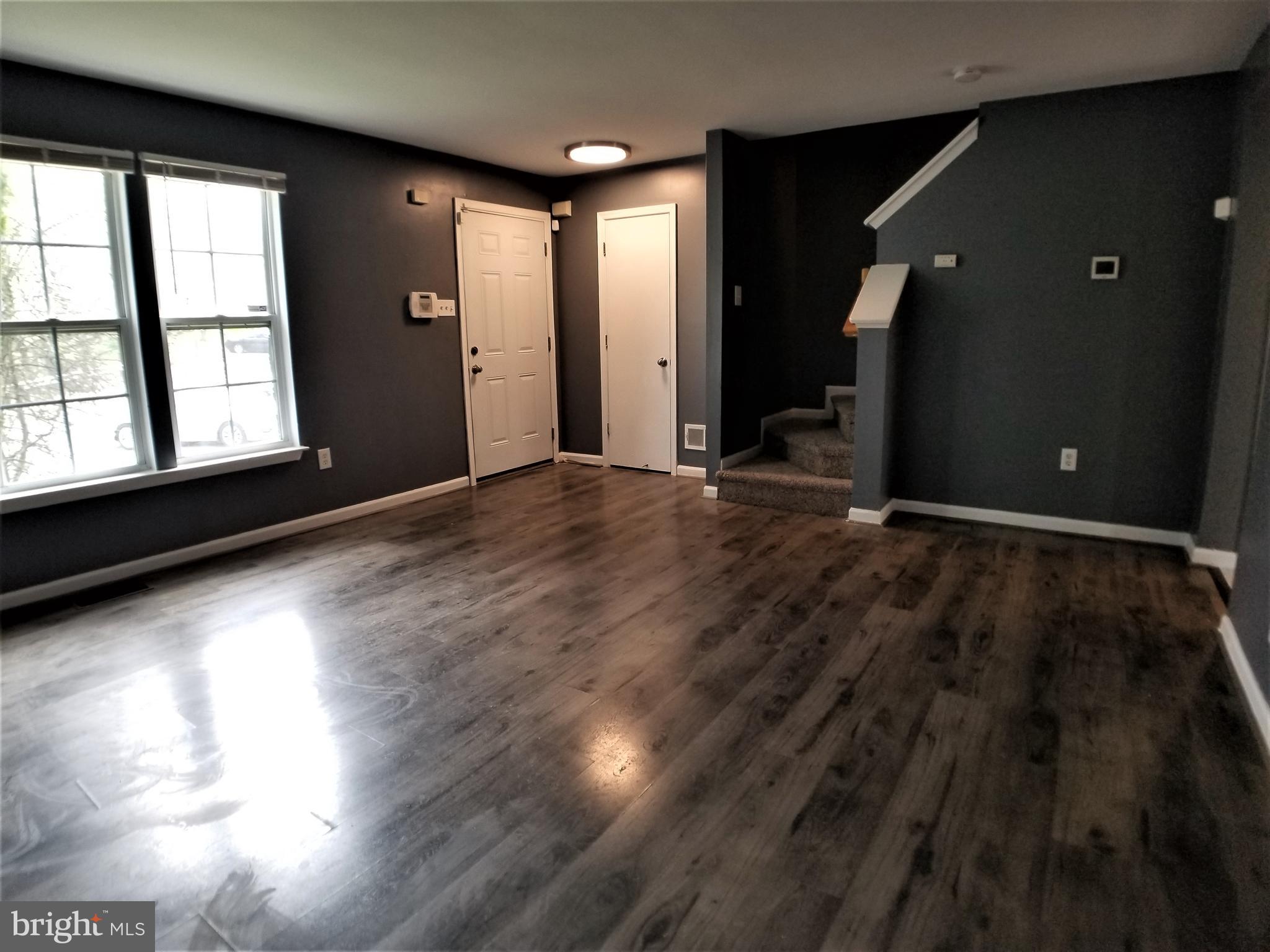 32 Gwynnswood Road Owings Mills, MD 21117 - Photo 3 of 27 Living Room 2