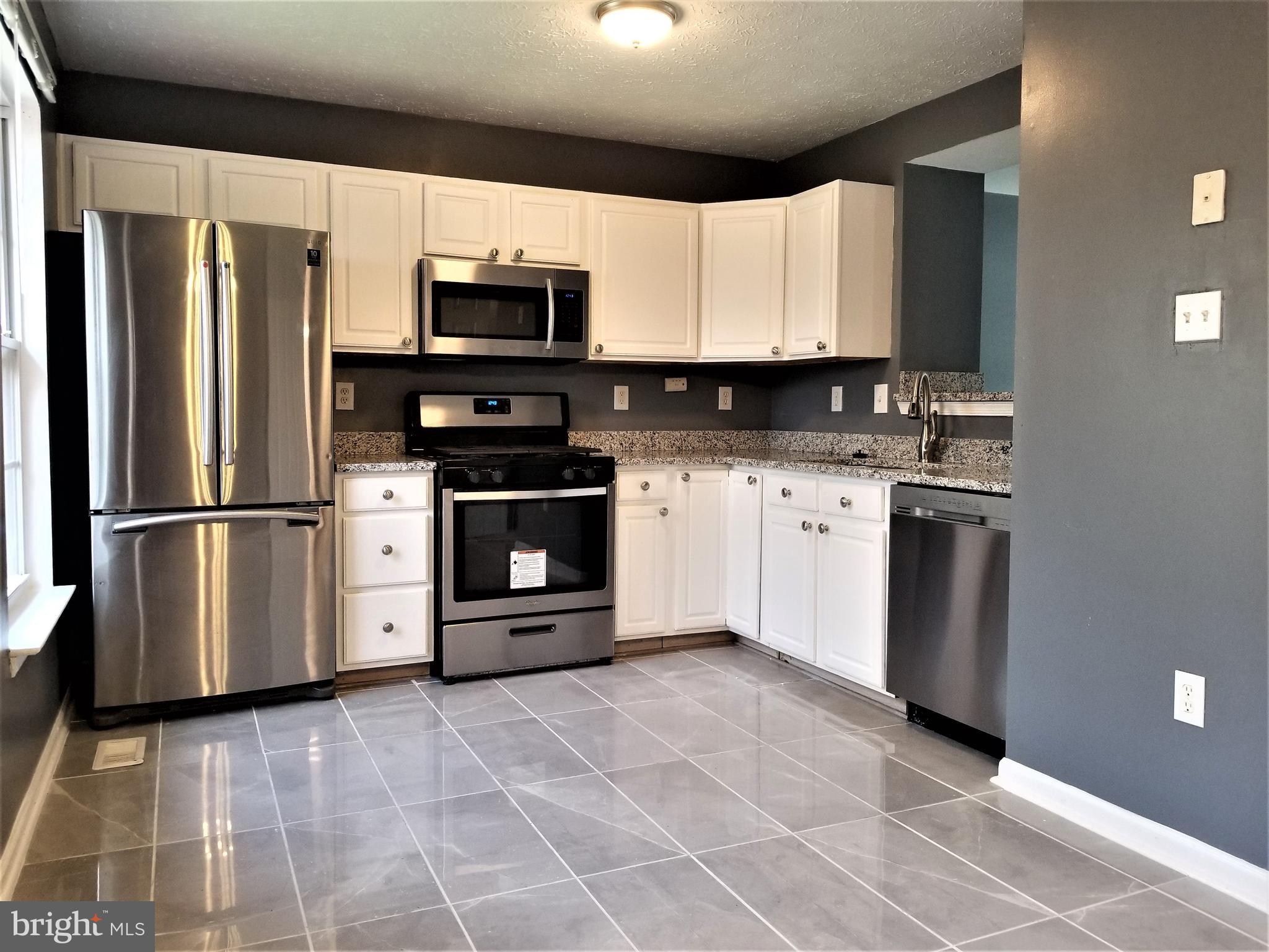 32 Gwynnswood Road Owings Mills, MD 21117 - Photo 4 of 27 Updated Kitchen