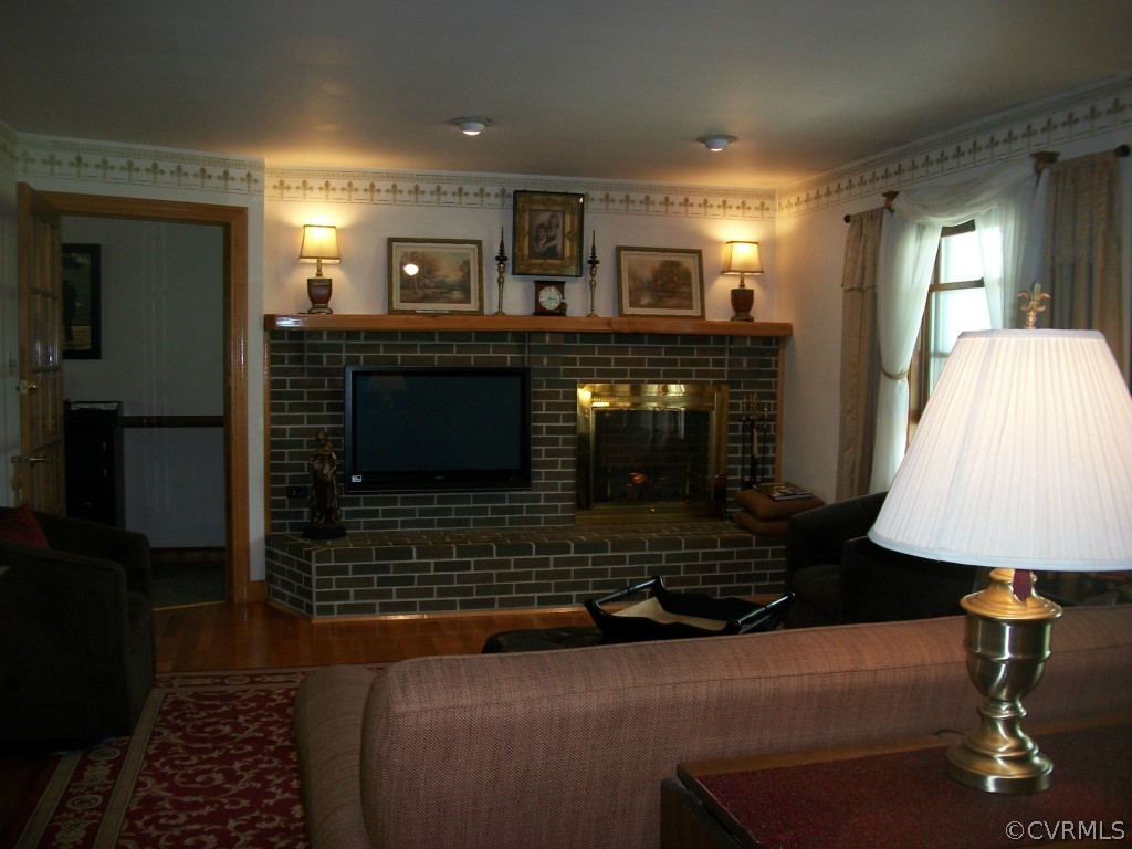 5303 West Quaker Road Disputanta, VA 23842 - Photo 5 of 14 Gallery Image 5