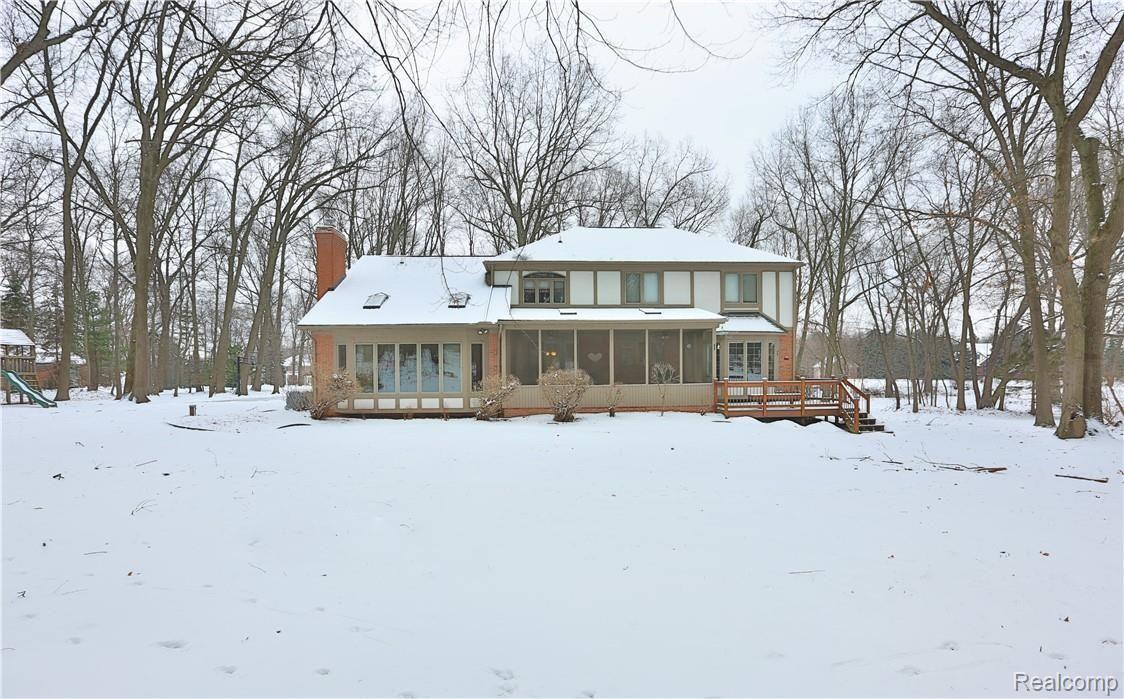 8165 Woodview Road Clarkston, MI 48348 - Photo 41 of 47 0I0A8719.jpg