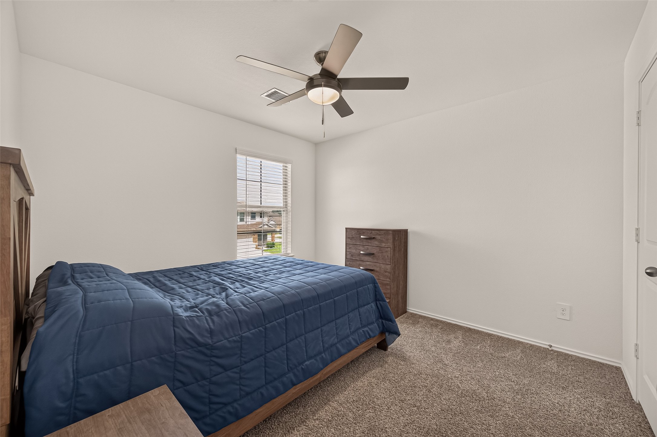 22446 Forest Gorge Lane Spring, TX 77373 - Photo 23 of 40 3rd Bedroom on the 2nd Floor