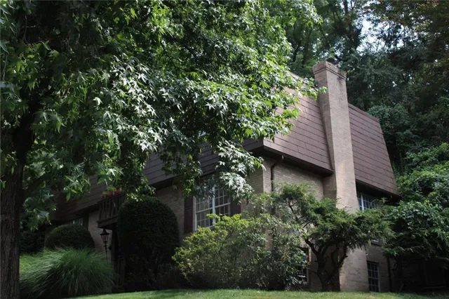 $369,900 | 20 Carmel Court, Pittsburgh, PA 15221