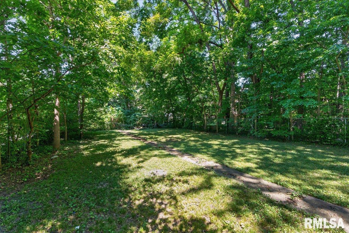 1023 West Governor Street Springfield, IL 62704 - Photo 31 of 36 Gallery Image 31