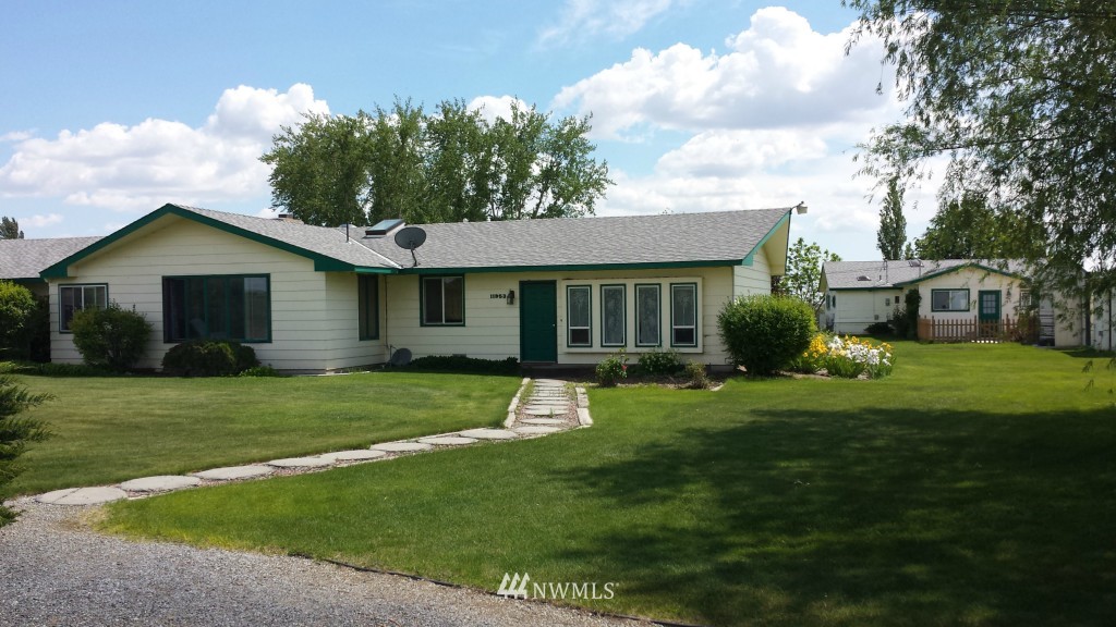 11953 Baseline Road East Moses Lake, WA 98837 - Photo 1 of 21 Gallery Image 1