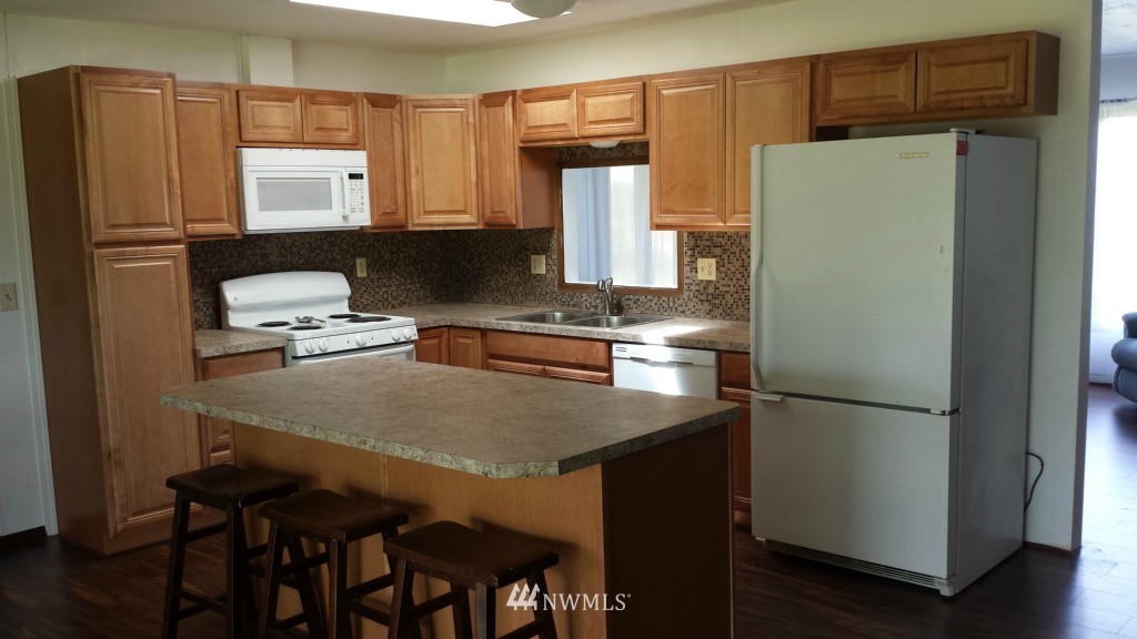 11953 Baseline Road East Moses Lake, WA 98837 - Photo 2 of 21 Gallery Image 2
