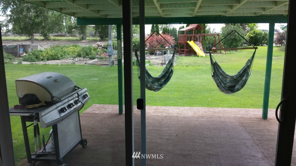 11953 Baseline Road East Moses Lake, WA 98837 - Photo 16 of 21 Gallery Image 16